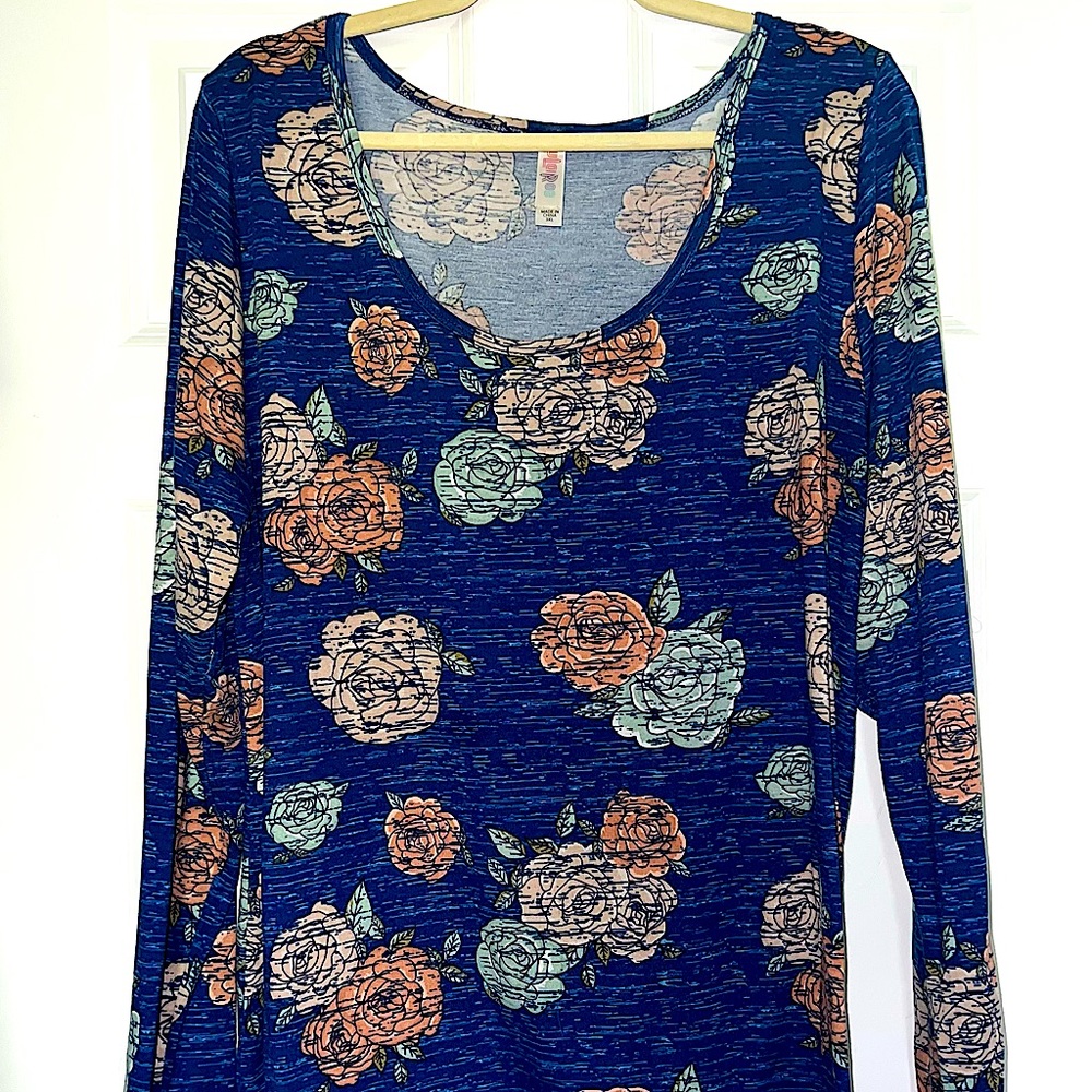 Lularoe long sleeve Lynnae